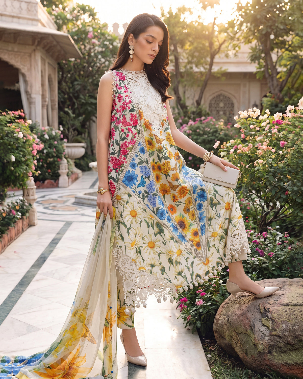 Maria.B Luxury Lawn Eid-2 Unstitched Embroidered 3Pc Suit EL-26-01