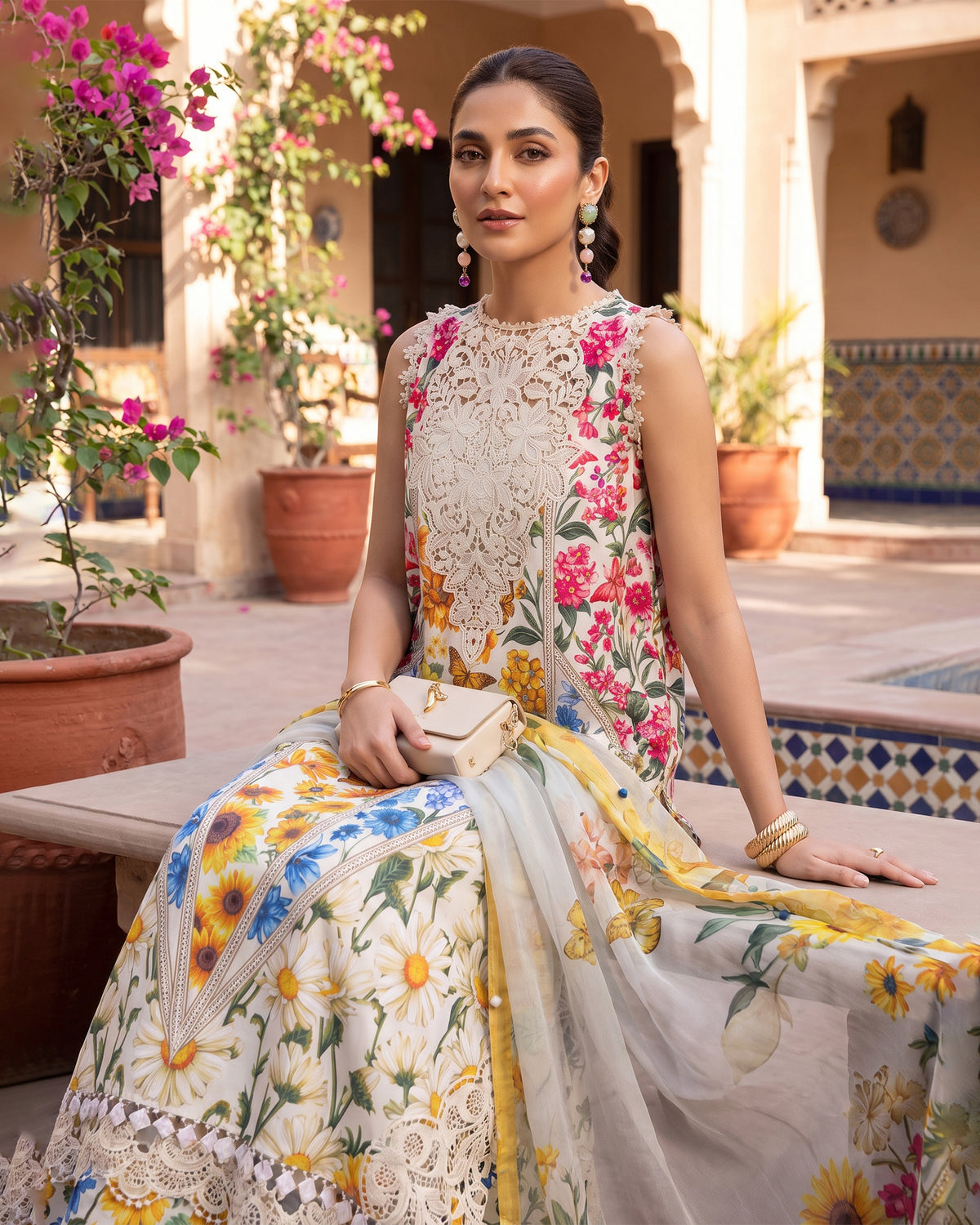 Maria.B Luxury Lawn Eid-2 Unstitched Embroidered 3Pc Suit EL-26-01