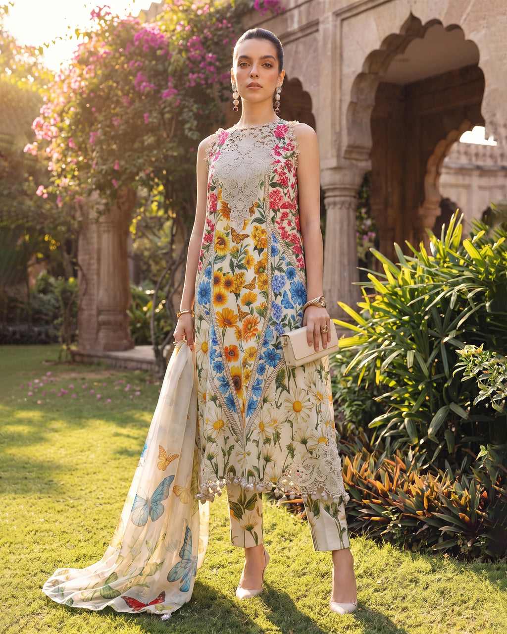 Maria.B Luxury Lawn Eid-2 Unstitched Embroidered 3Pc Suit EL-26-01